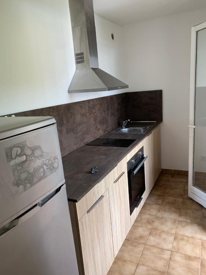 Superbe Studio, Avec Parking Sur Place Gratuit Bastia  Luaran gambar